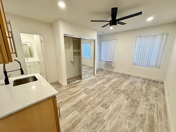 5th image of 3608 Keystone Ave #12-10