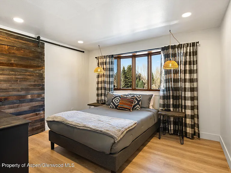 24 Cherry Ln — Photo 15