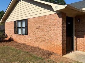 304/306 Fawn Ct, 306 Fawn Ct
