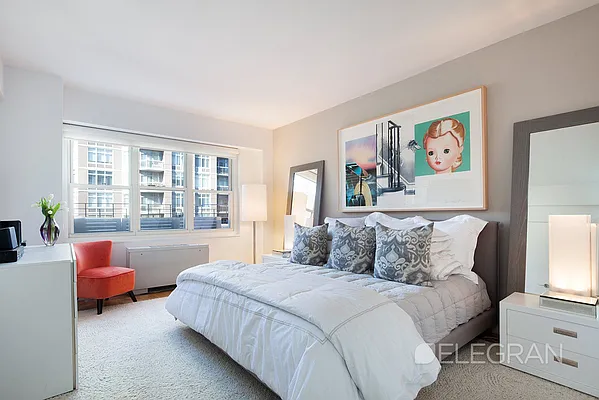 Sold by (Legacy) Elegran | media 13