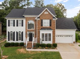 3528 Dewing Dr, Raleigh, NC 27616