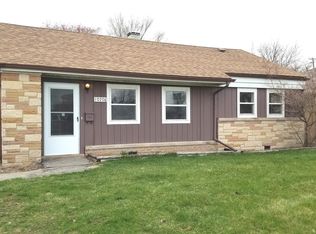 10706 S Pulaski Rd, Oak Lawn, IL 60453