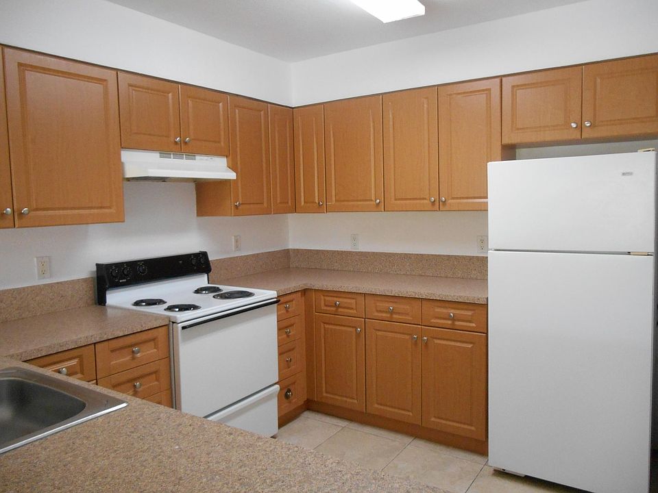 1st image of 4810 NW 79th Ave APT 303