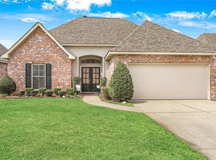 2376 Cours Carson St, Mandeville, LA 70448
