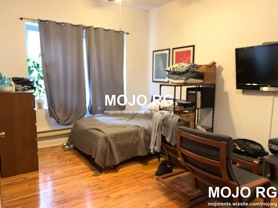 1st image of 4504 N Paulina St APT 102
