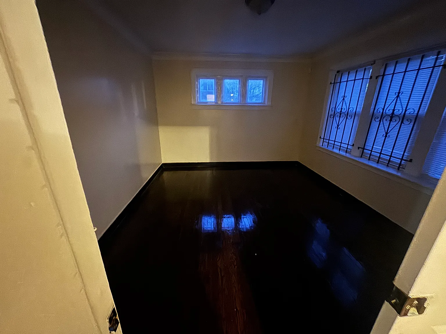 5 bed, 1200 sqft, $2,200 — Photo 3