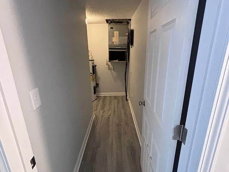 Garden View Apartments — Photo 29