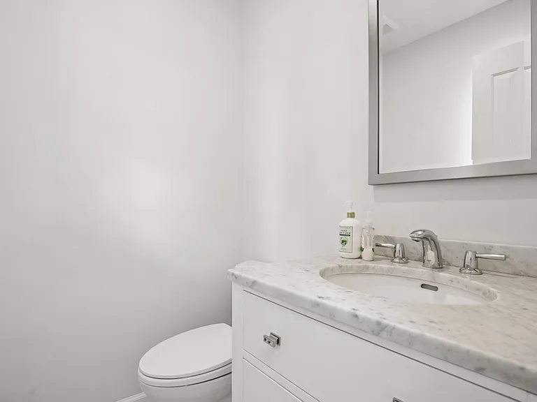 71 Old Canoe Place Rd — Photo 14
