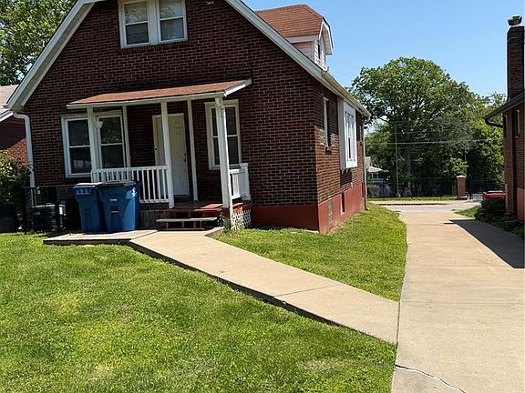 3rd image of 3271 Marshall Ave