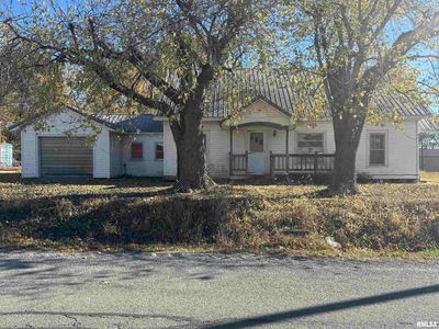 1718 County Rd, Xenia, IL, 62899