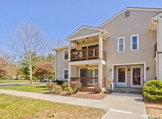 201 Ashmead Commons #201, Enfield, CT 06082