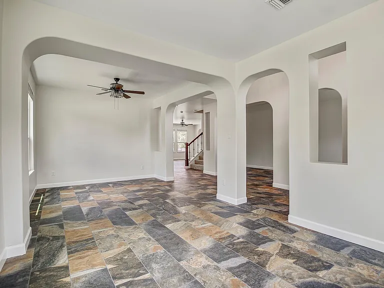 309 Camperdown Elm Dr — Photo 7