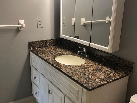 4th image of 14032 SW 90th Ave #210AA