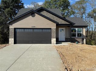1154 Marathon Dr, Foristell, MO