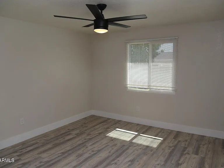 3737 E Eugie Ave — Photo 14