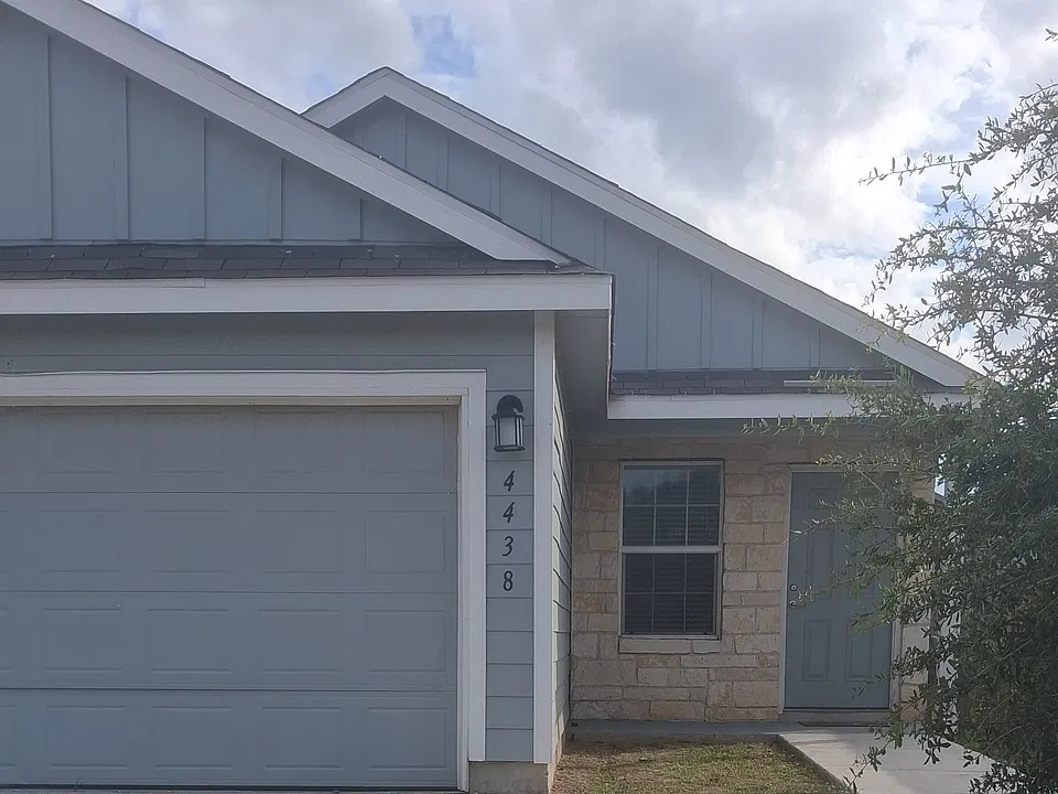 4438 Meadowland Pl