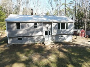 104 Riverside Dr, Mechanic Falls, ME 04256