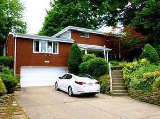 22 Beaver Grade Rd, Mc Kees Rocks, PA 15136