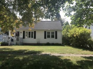 694 Walnut St, Lockport, NY 14094