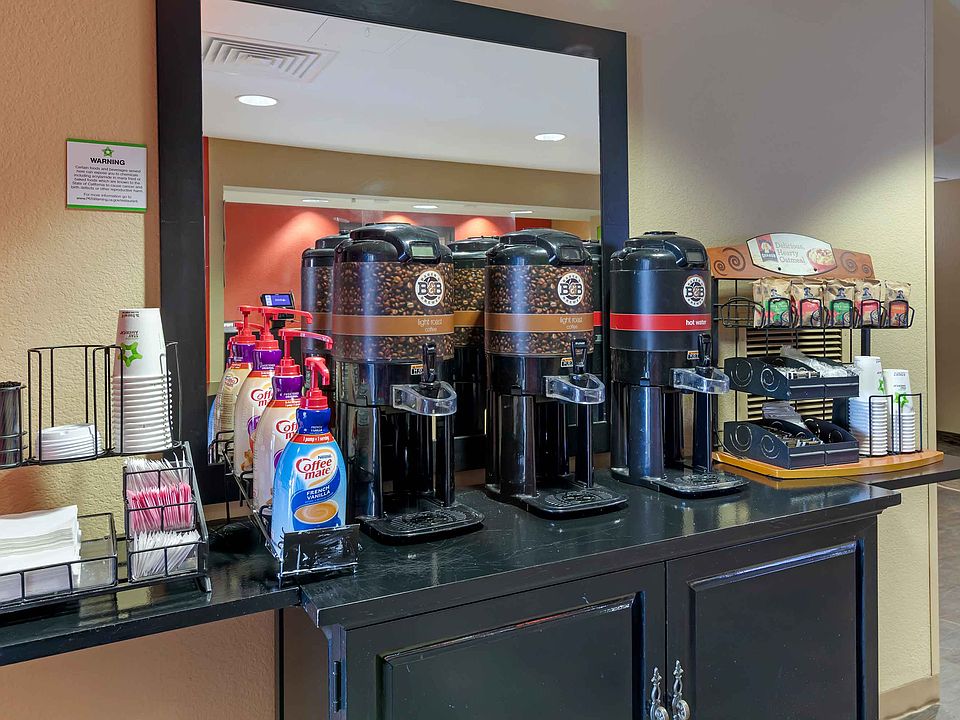 Free Grab-and-Go Breakfast