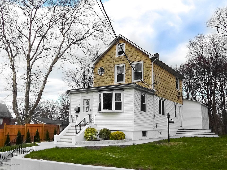 1st image of 153 Sampson Ave