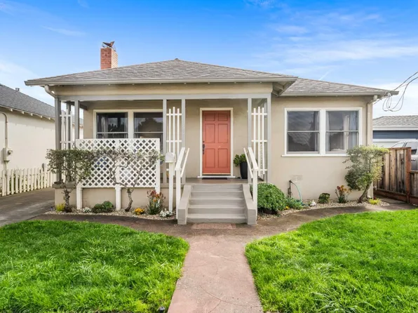 656 Myrtle St, Half Moon Bay, CA 94019