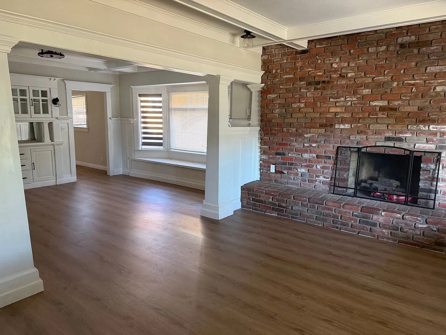 Charming 3BR Duplex in Los Angeles — Photo 3