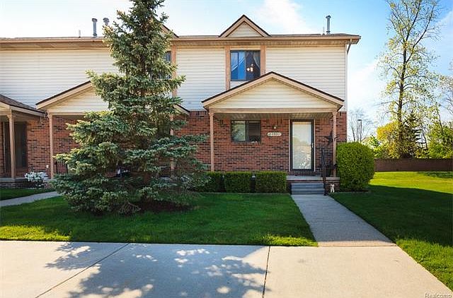 1st image of 25991 New Forest Ct