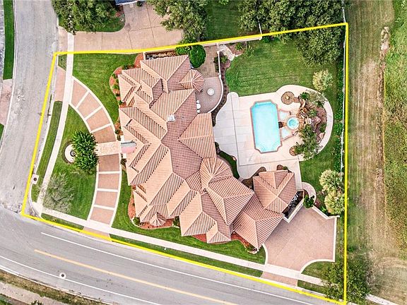 4th image of 6230 Denain Dr