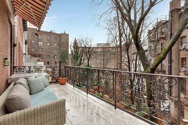 Rented by Corcoran | media 12