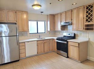 4233 Judah St #1, San Francisco, CA 94122