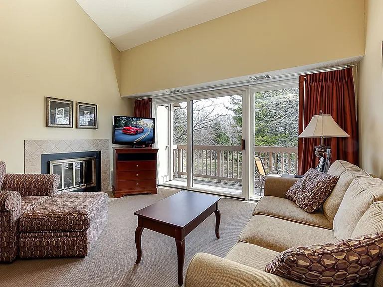 5569 Golfview Ct #5569 — Photo 10