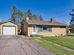 204 N Oak Bend Dr, Duluth, MN 55811