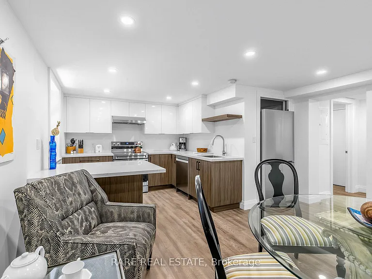 2 Leander Ct #LOWER — Photo 7