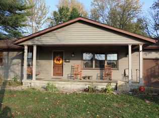 1110 Hawthorn Rd, Salem, IL 62881