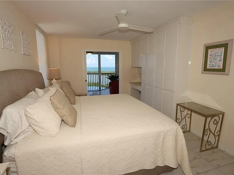 5550 Heron Point Dr #902 — Photo 14