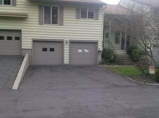 15109 NE Rose Pkwy, Portland, OR 97230