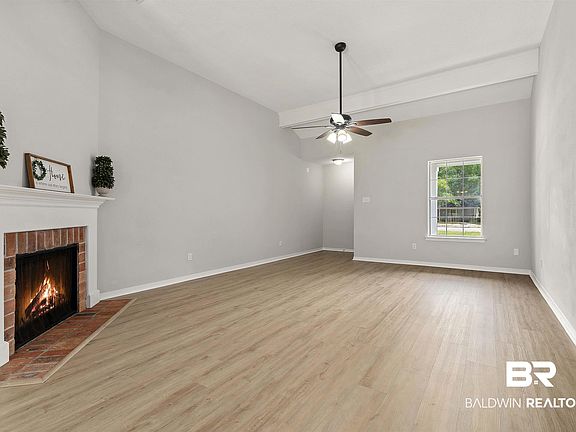 4th image of 6820 Alston Ct