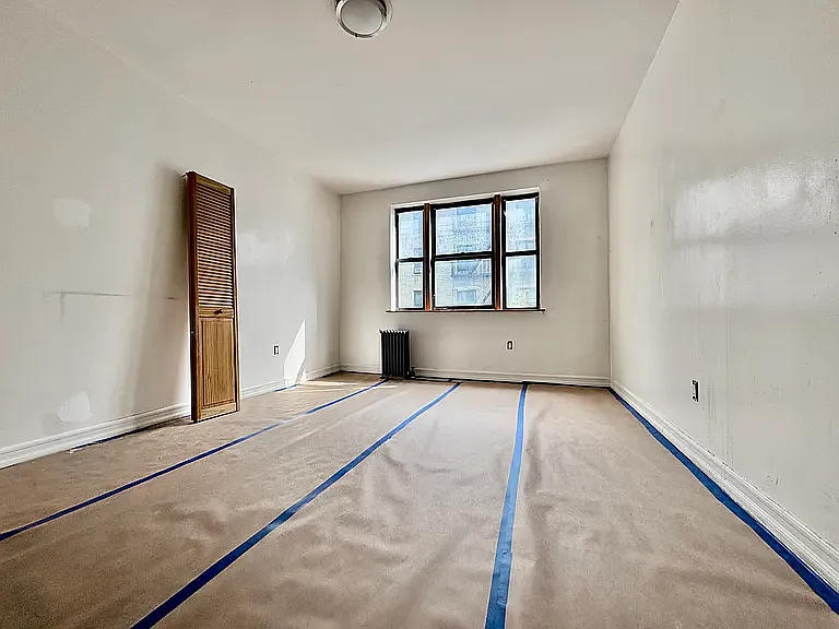 715 W 172nd St #24 — Photo 4