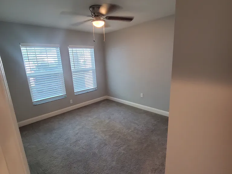 6906 N Highland Ave — Photo 18
