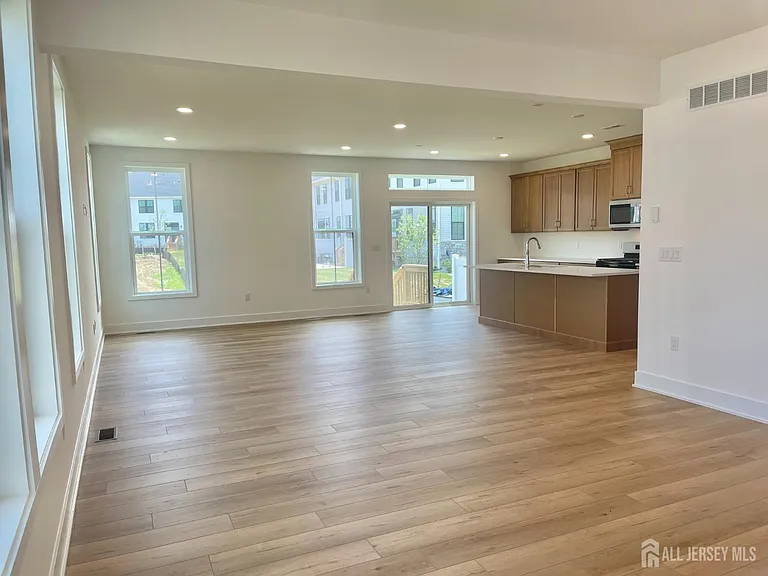 7 Colt Ln — Photo 21