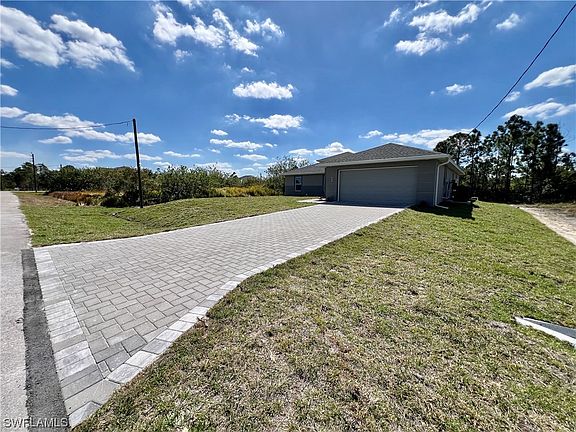 5th image of 407 Yolanda St