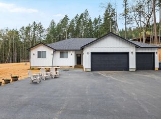 425 Bonnie Ln, Grants Pass, OR