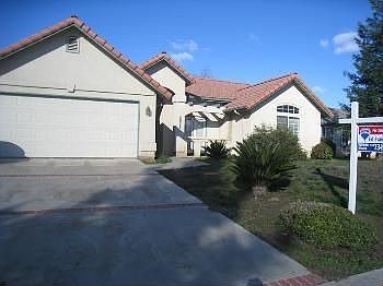 1st image of 3902 E Willow Ave