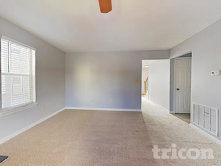 7068 Grinder Ct — Photo 4