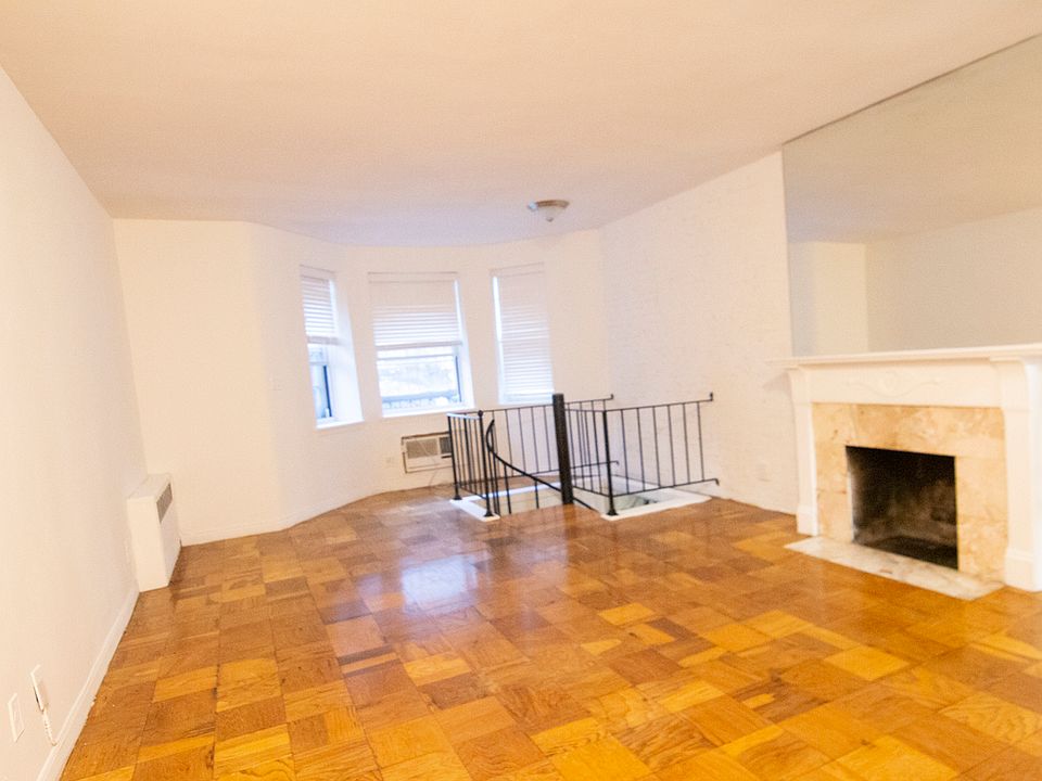 1st image of 10 W 87th St APT 1A