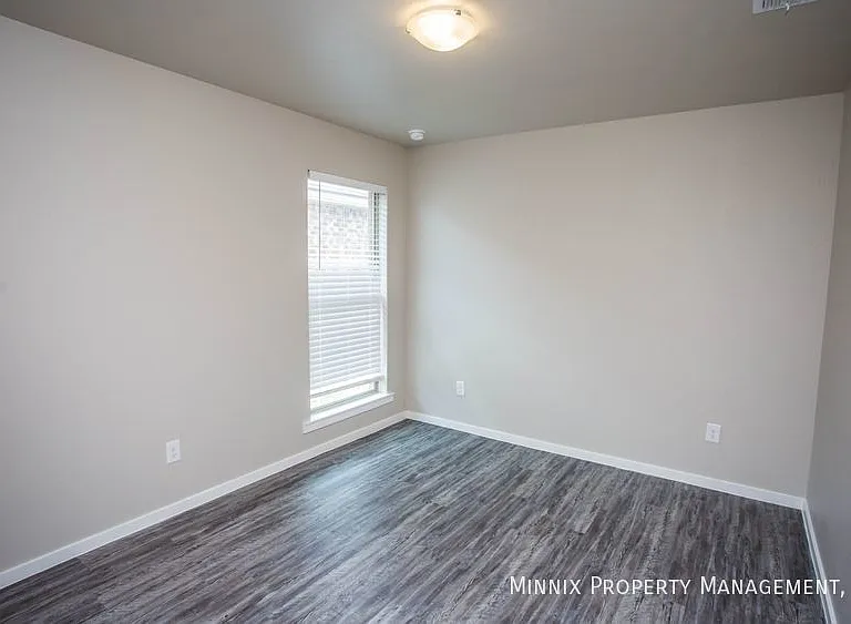 2102 Langford Ave #A — Photo 5