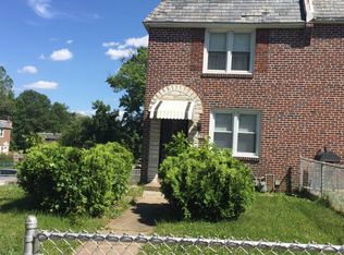 28 Ashbourne Rd, Darby, PA 19023