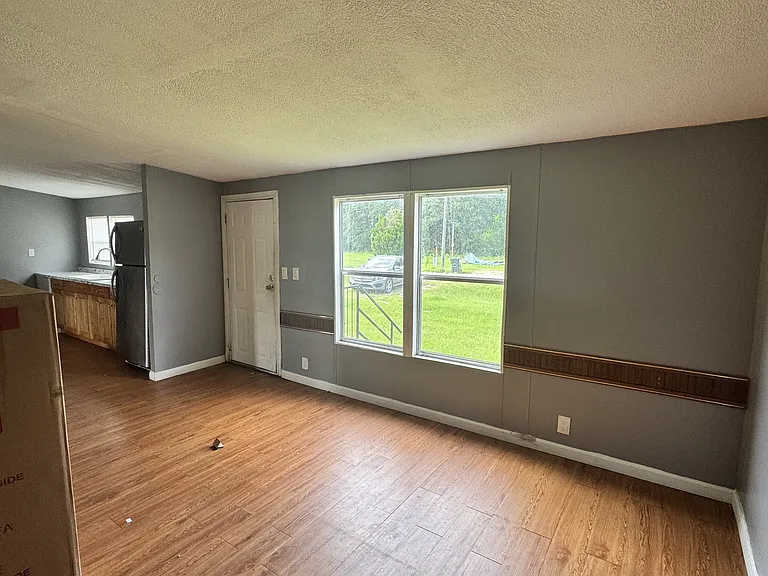 1003 Pleasantdale Cir — Photo 2