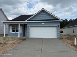 1136 Forest Bend Drive NW, Calabash, NC 28467